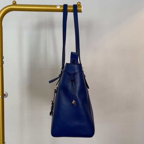 Michael Kors coated canvas Navy Blue Tote EUC - Picture 7 of 17